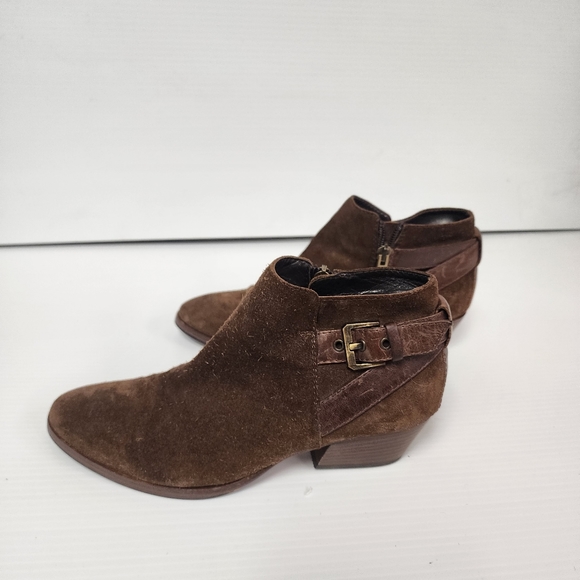Aquatalia Women's Brown Suede Ankle Boot With Side Buckle Size 6.5 - Picture 6 of 12